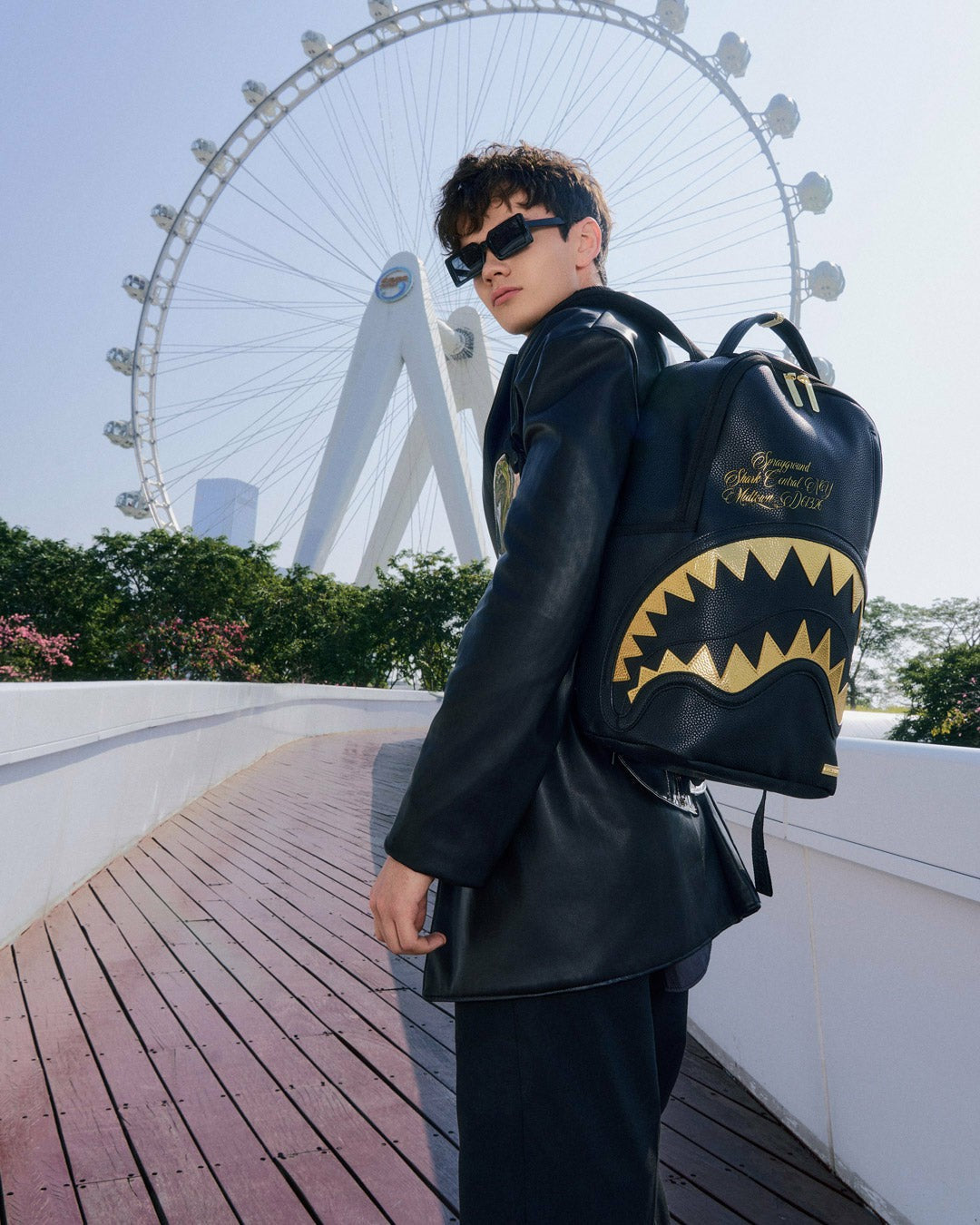 SHARK CENTRAL GILDED BITE BACKPACK | Sprayground US