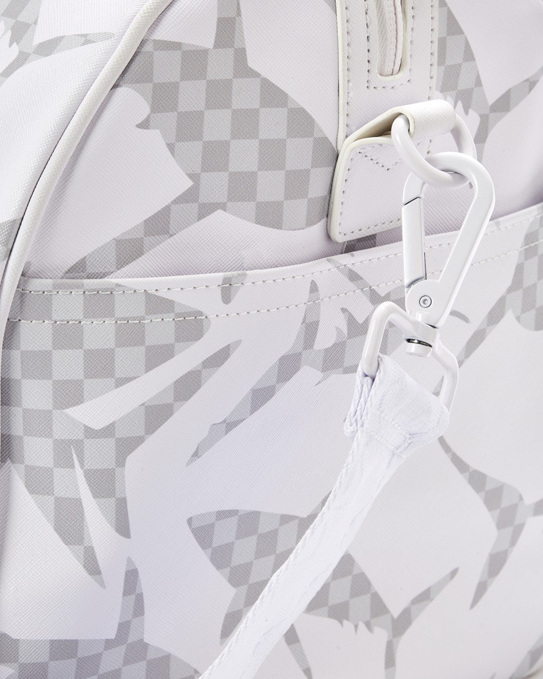 SHARK CHECK (WHITE) DUFFLE | Sprayground sale