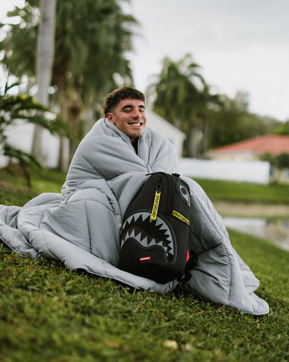 SHARK CENTRAL PARACHUTE DLX SATIN BACKPACK | Sprayground Online