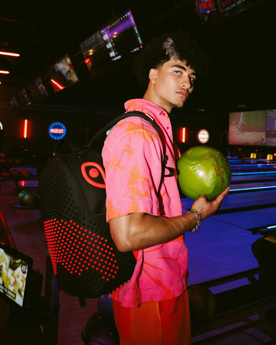MADNESS SHARK DLXV BACKPACK | Sprayground US