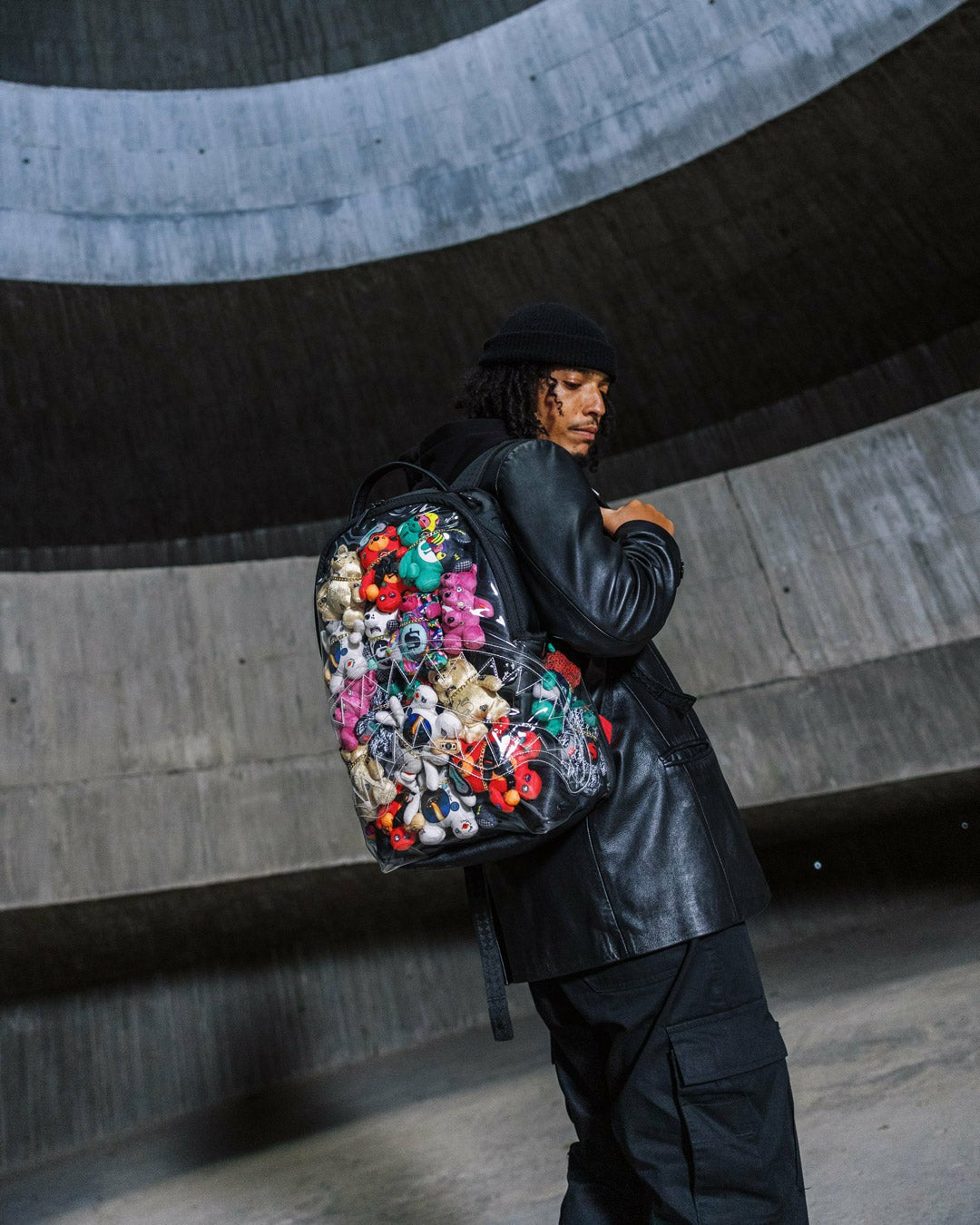 LEGIT BEARS STUFFED IN THIS BAG BACKPACK | Sprayground Discount