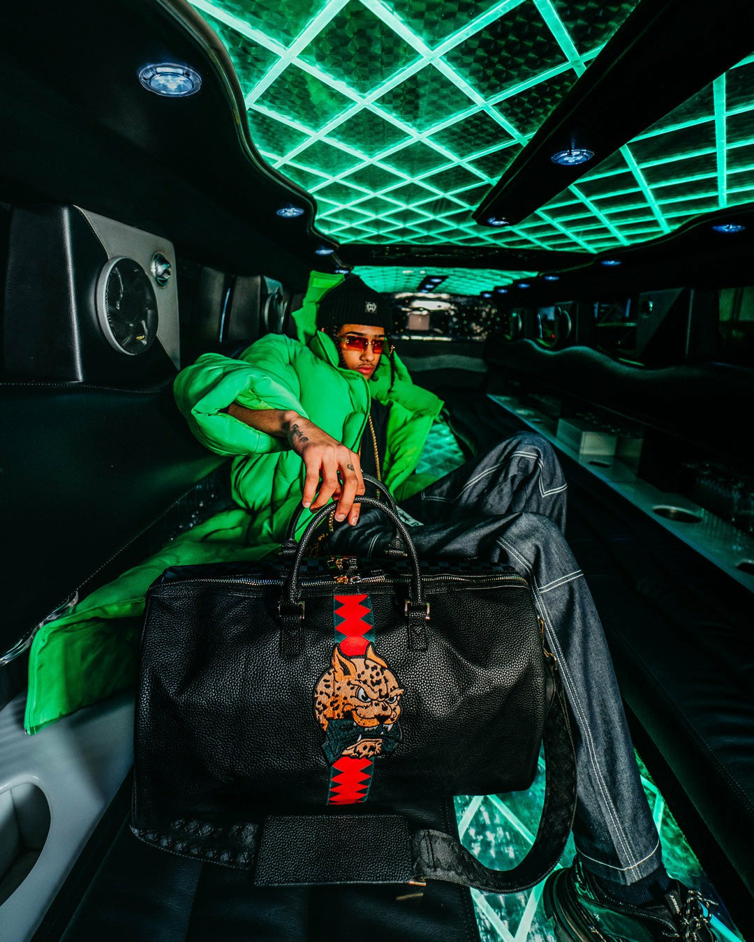 ITALIA DIVISO LARGE DUFFLE | Sprayground US