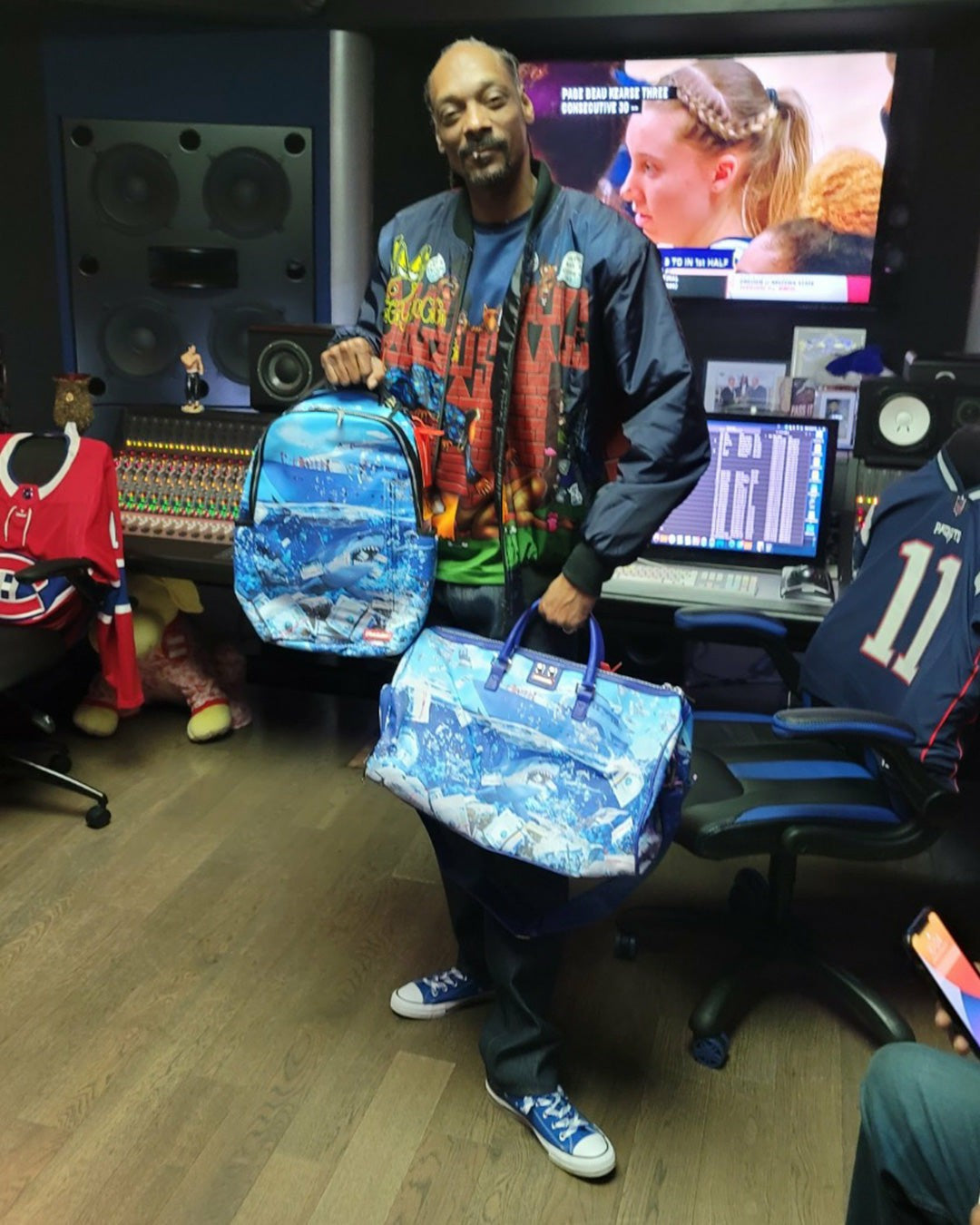 THE SHARK PARTY DUFFLE | Sprayground Near Me