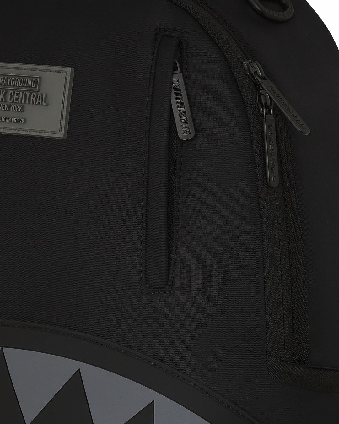 SHARK CENTRAL PULSE 2.0 BACKPACK | Sprayground Clearance