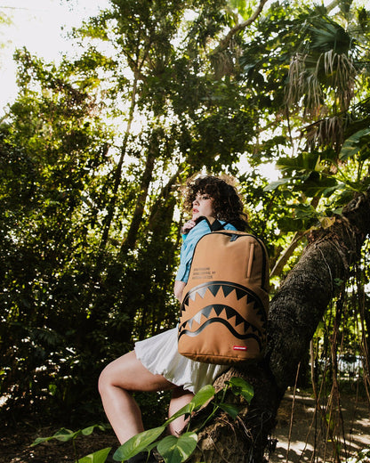 SHARK CENTRAL INTERIOR DLX BACKPACK | Sprayground Near Me