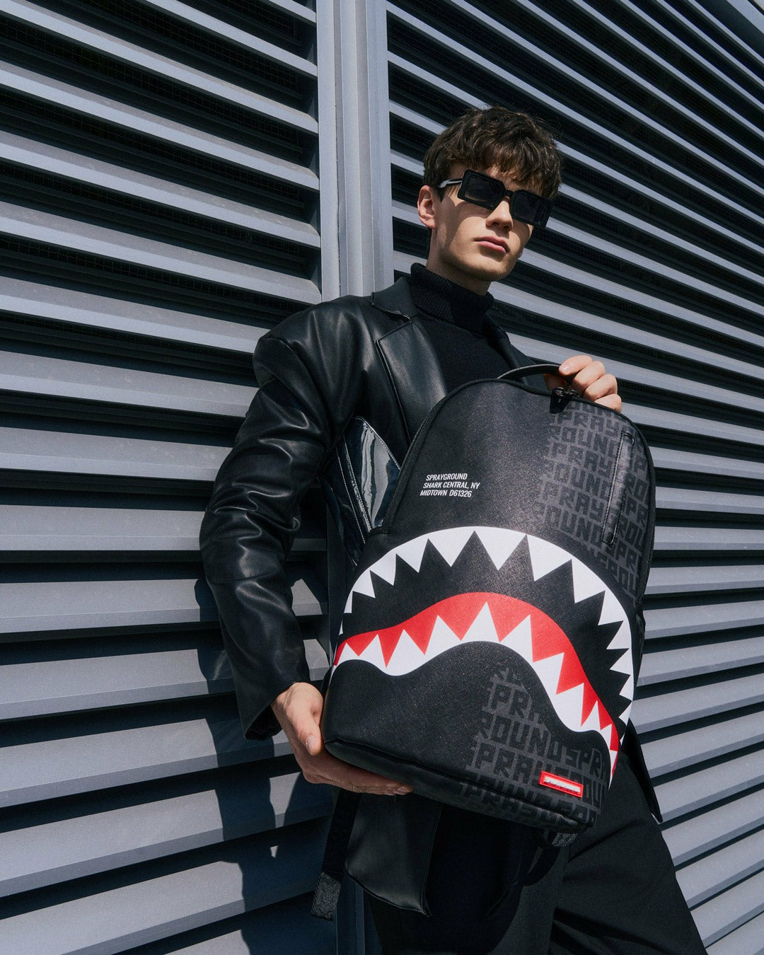 SHARK CENTRAL DOUBLE TROUBLE DLXSV BACKPACK | Sprayground Clearance