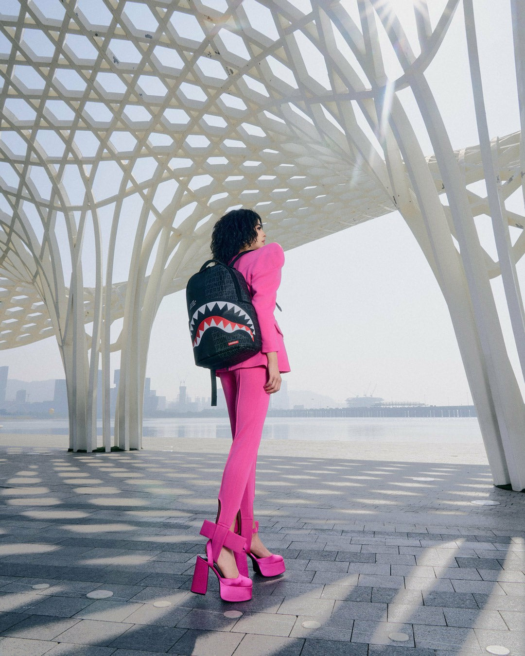 SHARK CENTRAL DOUBLE TROUBLE DLXSV BACKPACK | Sprayground Clearance