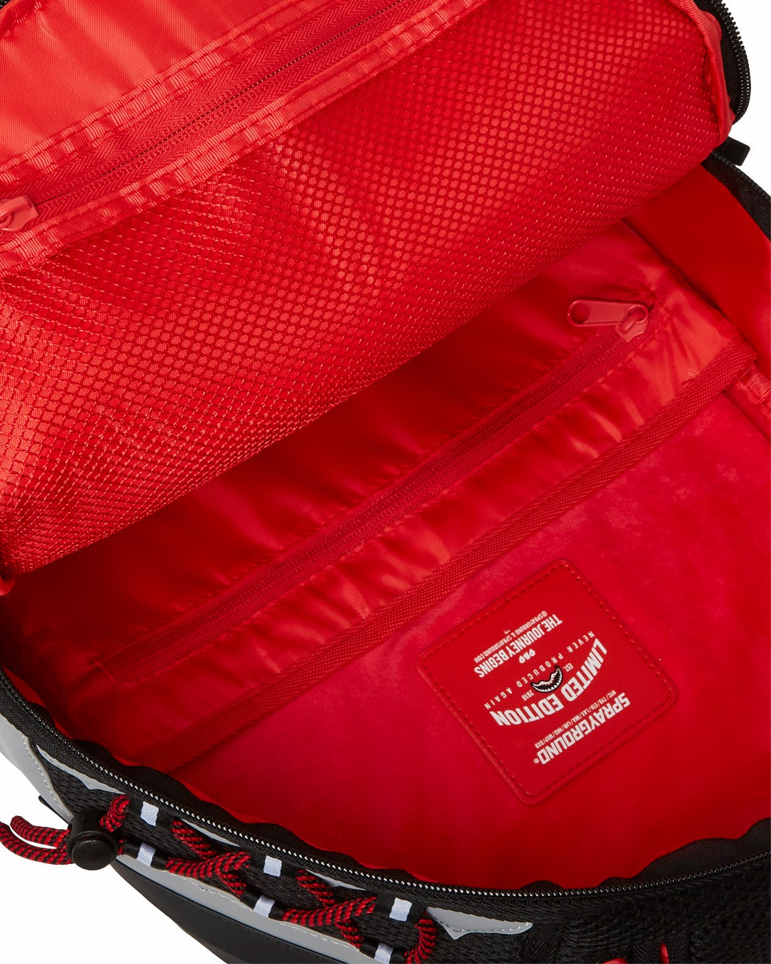 SKY HIGH SEEKERS ARCTIC DELUXE BACKPACK | Sprayground sale
