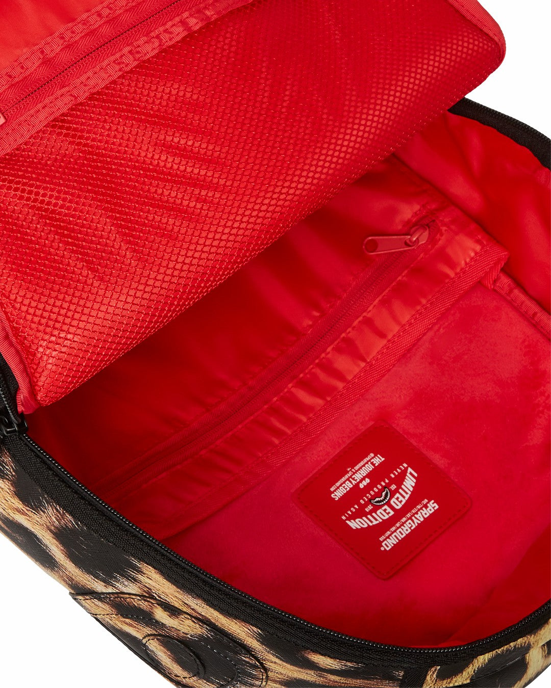 SHARK MILES PER HOUR BACKPACK | Sprayground Online