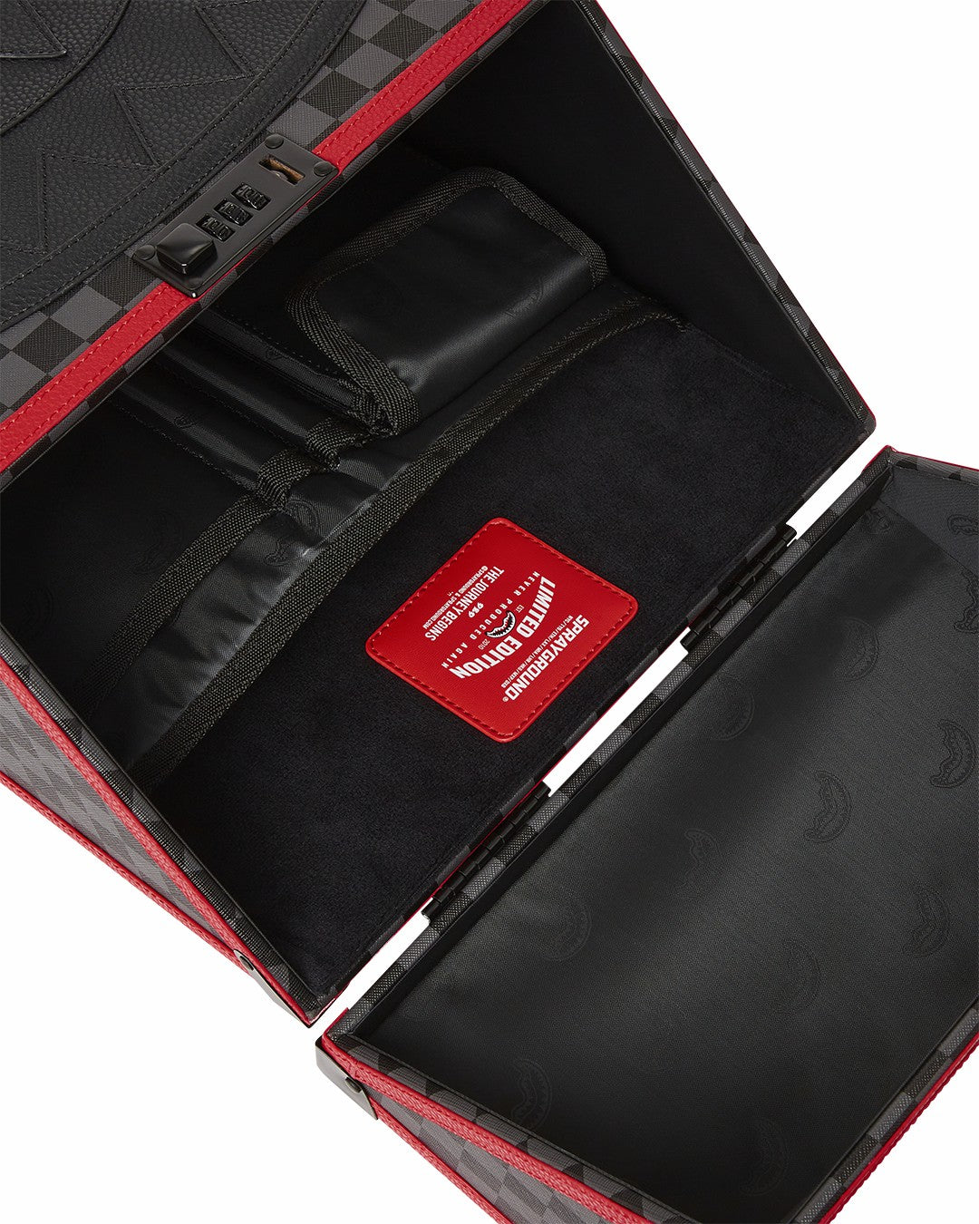 MONACO SHARK CLUB CHATURANGA SHARK 1900 BACKPACK | Sprayground for sale